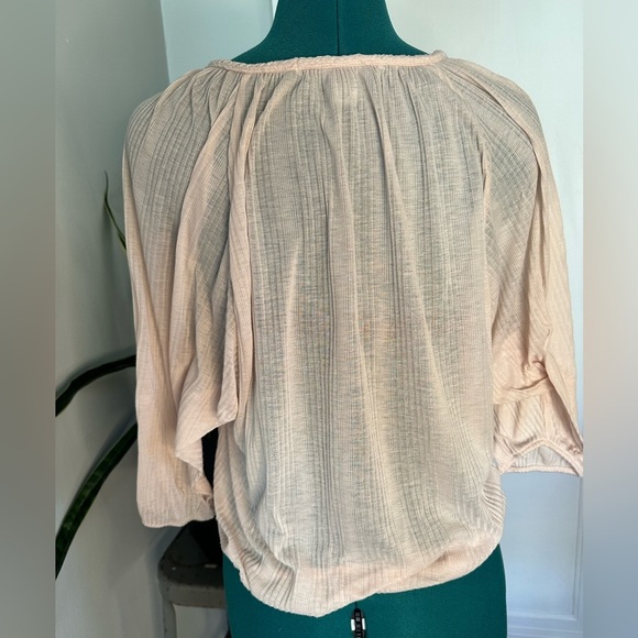 AMERICAN RAG Tops Women small Peach Orange Blouse Sheer V Neckline Tie Hem - Picture 8 of 8